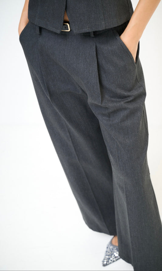 Pantalone pence con cinturino